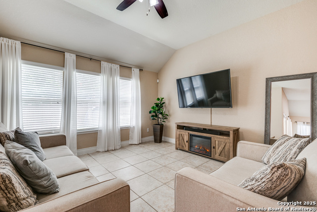 10727 Texas Star, Helotes, Texas image 4