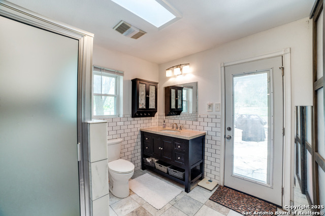 20892 Bluehill Pass, Helotes, Texas image 15