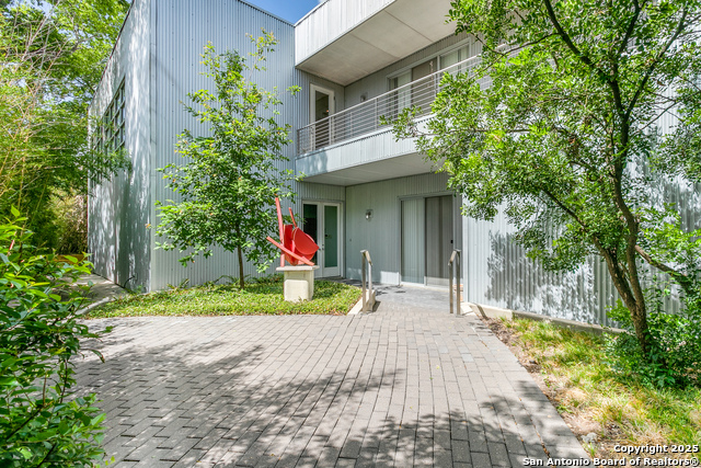 130 Barilla Place, Alamo Heights, Texas image 4