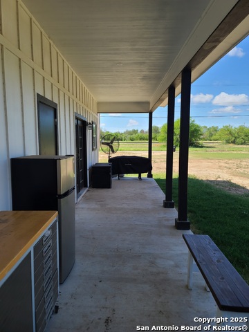 301 Pickford, Sabinal, Texas image 4