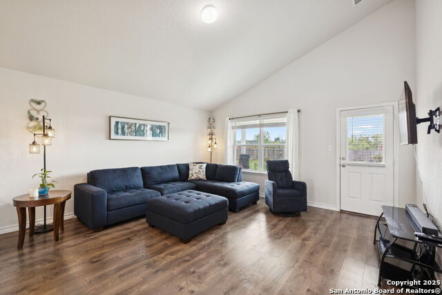 916 Rolling River, Cibolo, Texas image 13