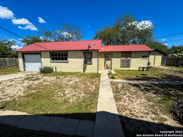 102 N Fort, Brackettville, Texas image 42