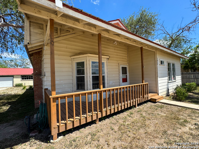 102 N Fort, Brackettville, Texas image 6