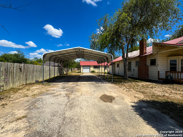 102 N Fort, Brackettville, Texas image 7