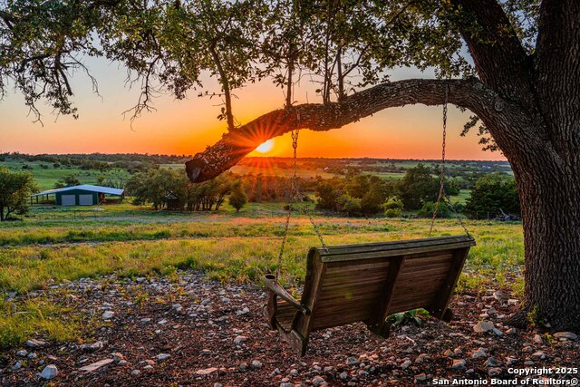 289 Scenic Outlook, Fredericksburg, Texas image 16