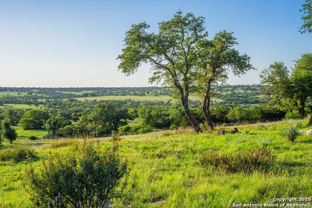 289 Scenic Outlook, Fredericksburg, Texas image 48