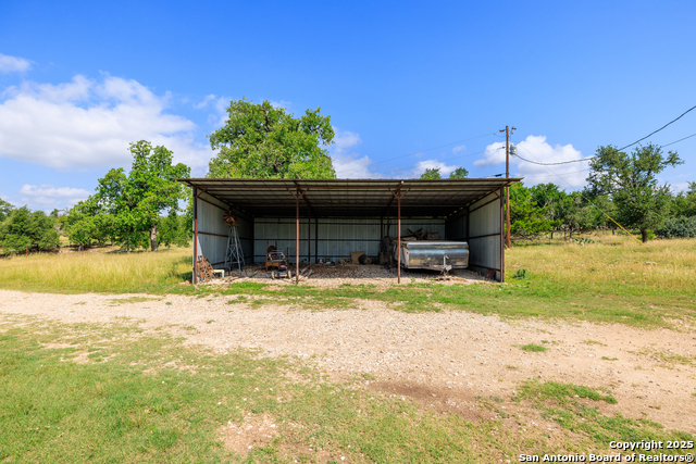 8218 N Us Hwy 87, Fredericksburg, Texas image 17