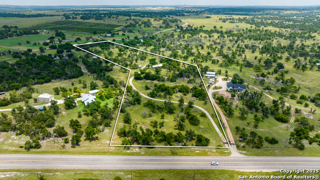 8218 N Us Hwy 87, Fredericksburg, Texas image 2