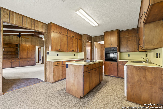 8218 N Us Hwy 87, Fredericksburg, Texas image 7