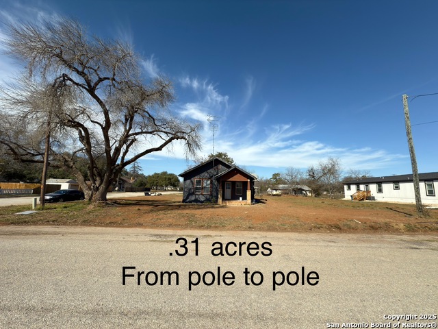 505 Rio Grande, Pearsall, Texas image 3