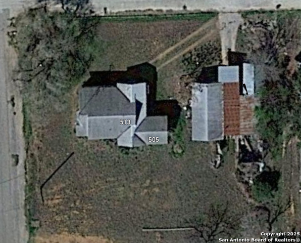 505 Rio Grande, Pearsall, Texas image 4