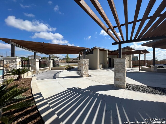 5506 Daniel Way, Saint Hedwig, Texas image 11