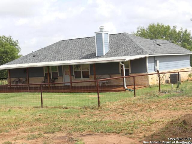 1571 State Highway 173, Bigfoot, Texas image 21