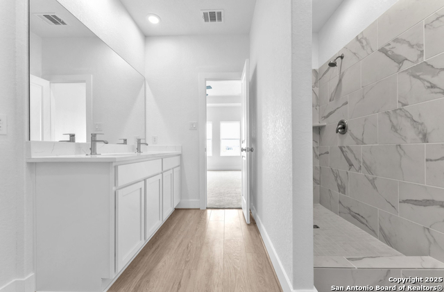 285 Medina Verde Dr, Natalia, Texas image 25