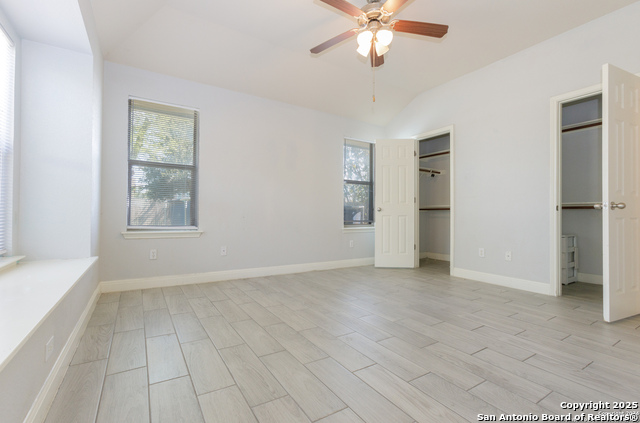 1469 Twin Cv, Kyle, Texas image 9