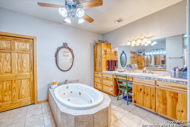 498 Camino Del Rancho, ConCan, Texas image 10