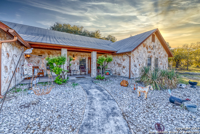 498 Camino Del Rancho, ConCan, Texas image 2
