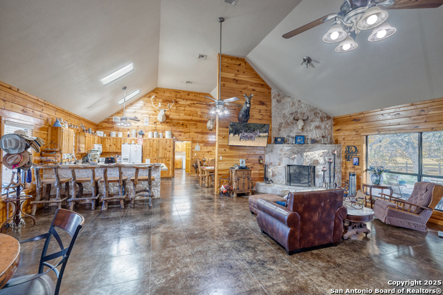 498 Camino Del Rancho, ConCan, Texas image 3