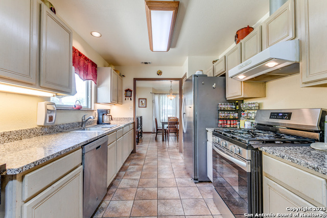 605 Houston, Castroville, Texas image 10