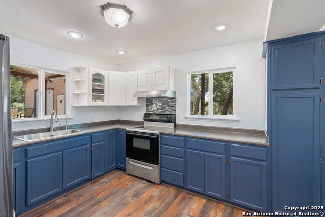 267 Angel Dr, Lakehills, Texas image 11