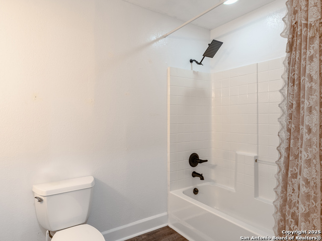 267 Angel Dr, Lakehills, Texas image 18