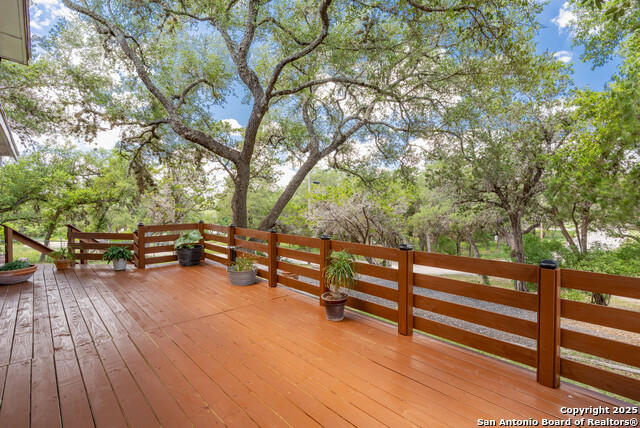 267 Angel Dr, Lakehills, Texas image 7