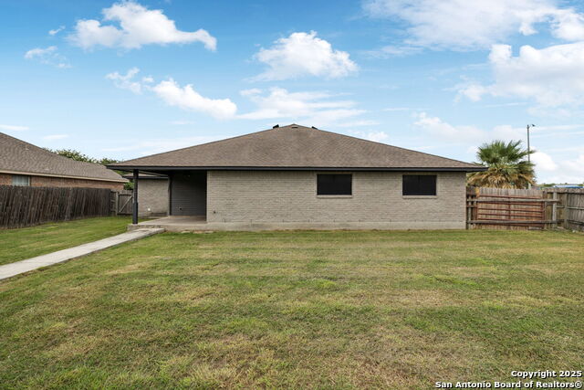 1062 Rolling Path, New Braunfels, Texas image 21