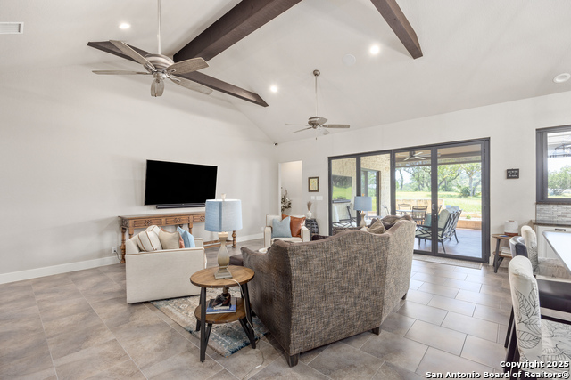 1013 Comanche Hills, Kerrville, Texas image 11