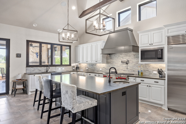 1013 Comanche Hills, Kerrville, Texas image 12