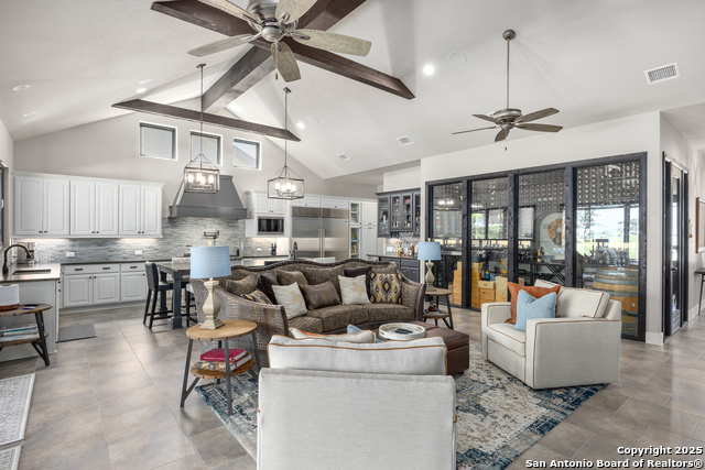 1013 Comanche Hills, Kerrville, Texas image 19