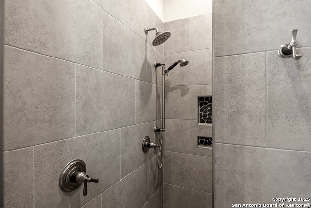 1013 Comanche Hills, Kerrville, Texas image 22