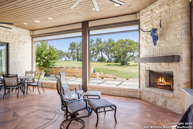 1013 Comanche Hills, Kerrville, Texas image 28