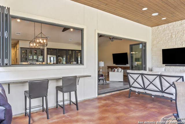 1013 Comanche Hills, Kerrville, Texas image 29