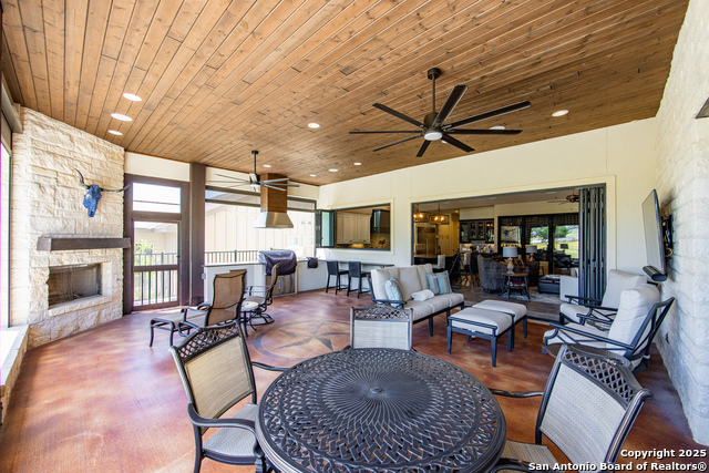 1013 Comanche Hills, Kerrville, Texas image 31