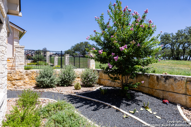 1013 Comanche Hills, Kerrville, Texas image 39
