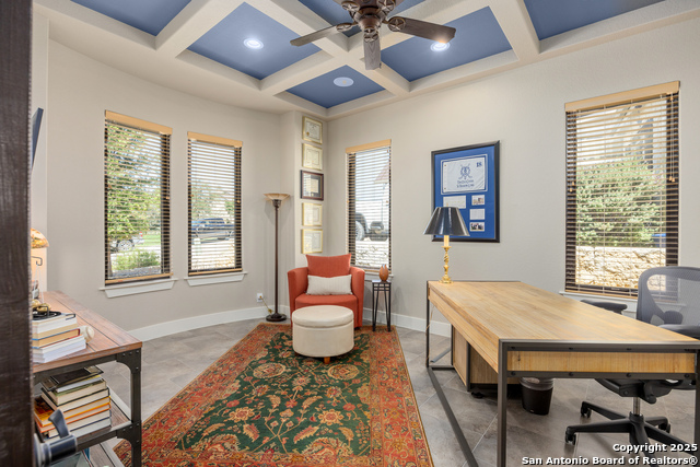 1013 Comanche Hills, Kerrville, Texas image 4
