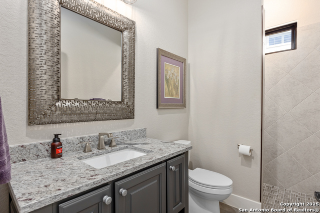 1013 Comanche Hills, Kerrville, Texas image 5