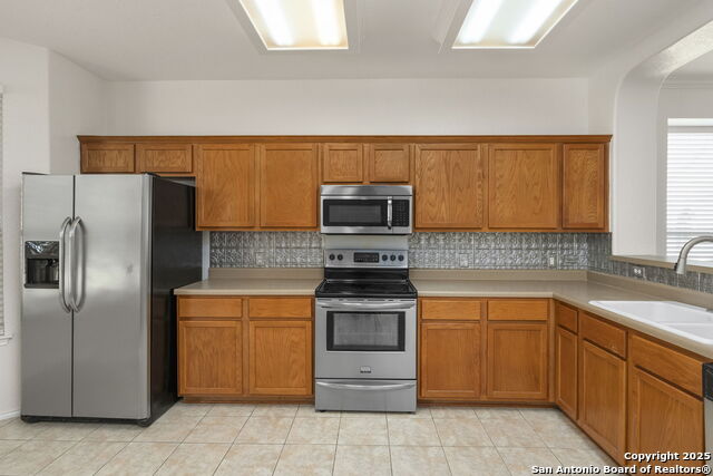 665 La Bahia Loop, New Braunfels, Texas image 16