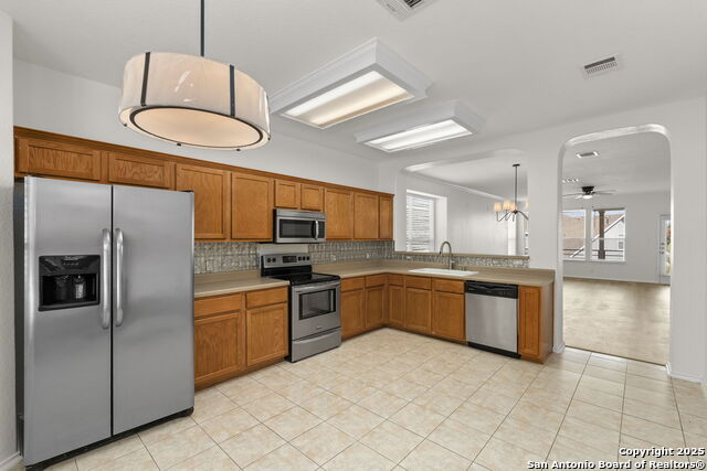 665 La Bahia Loop, New Braunfels, Texas image 17