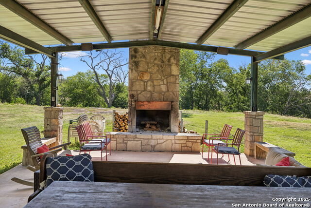 112 Stubblefield, Center Point, Texas image 9