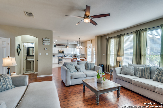 200 Amber Ash, Kyle, Texas image 10