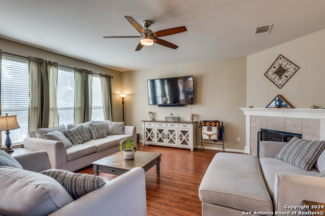 200 Amber Ash, Kyle, Texas image 9