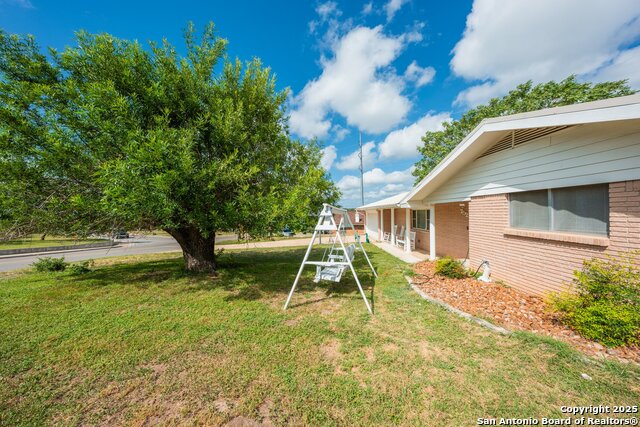 702 Smokey Mountain, Kerrville, Texas image 25