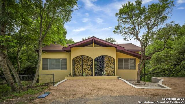 18111 Lake Shore, Helotes, Texas image 2