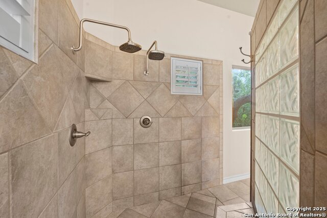 14041 Iron Horse Way, Helotes, Texas image 23