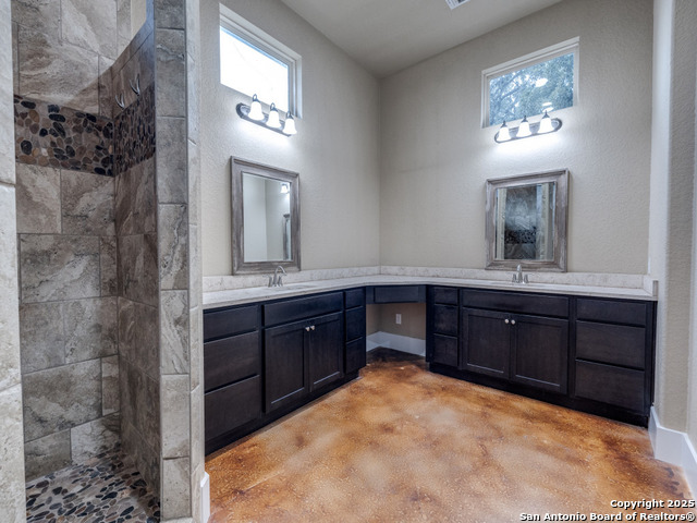 629 Windmill Ranch, Spring Branch, Texas image 12