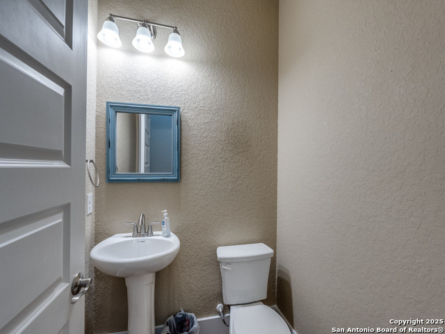 629 Windmill Ranch, Spring Branch, Texas image 17
