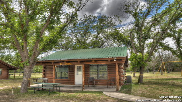 90 Johnny Seibert Ln, Leakey, Texas image 1