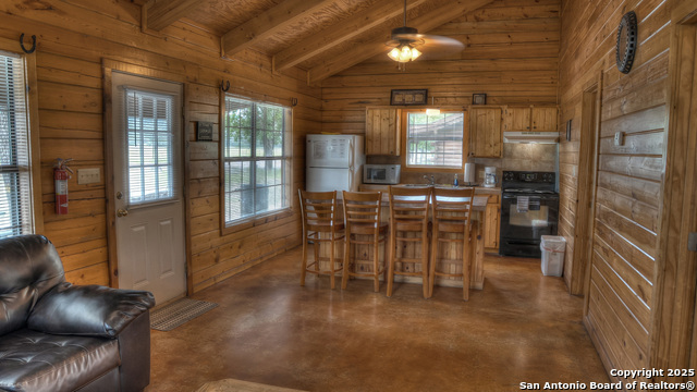 90 Johnny Seibert Ln, Leakey, Texas image 12