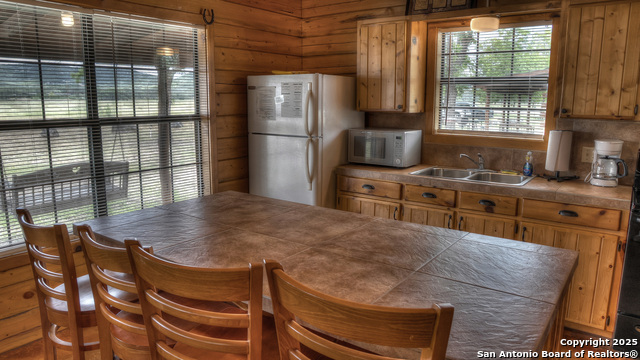 90 Johnny Seibert Ln, Leakey, Texas image 13